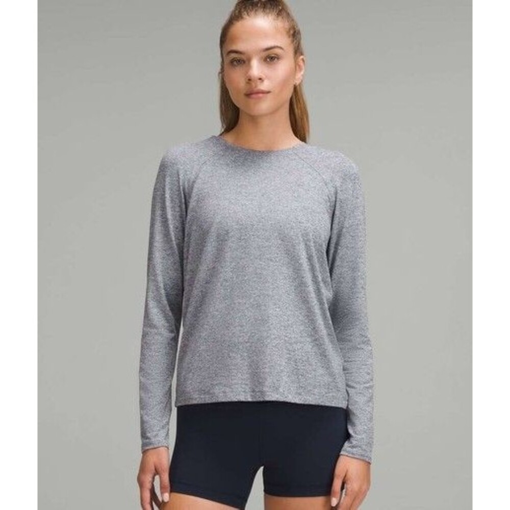 NWT Lululemon License to Train Long Sleeve Shirt Heathered True Navy Size 8